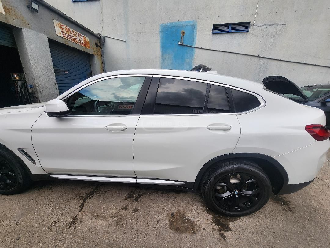 BMW X4 - фото 4