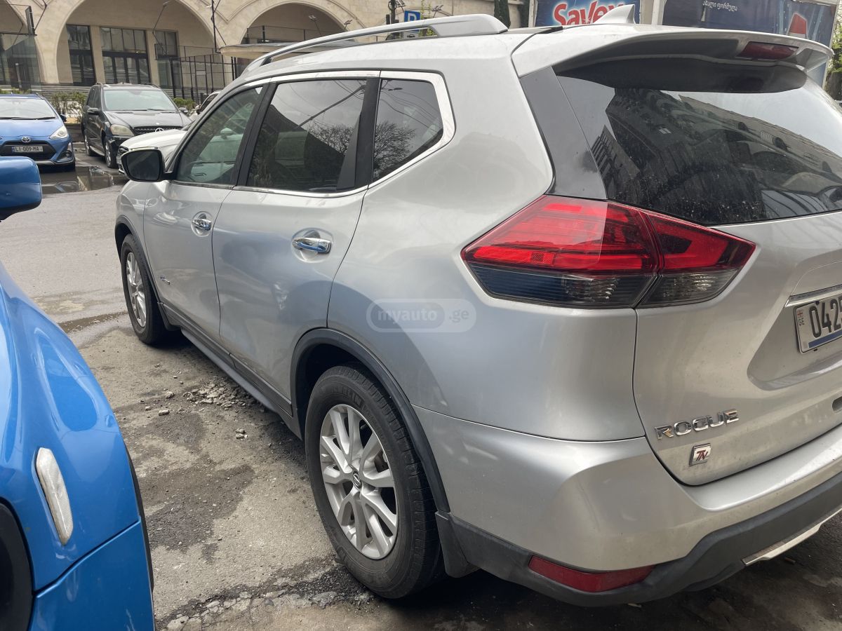 Nissan Rogue - фото 11