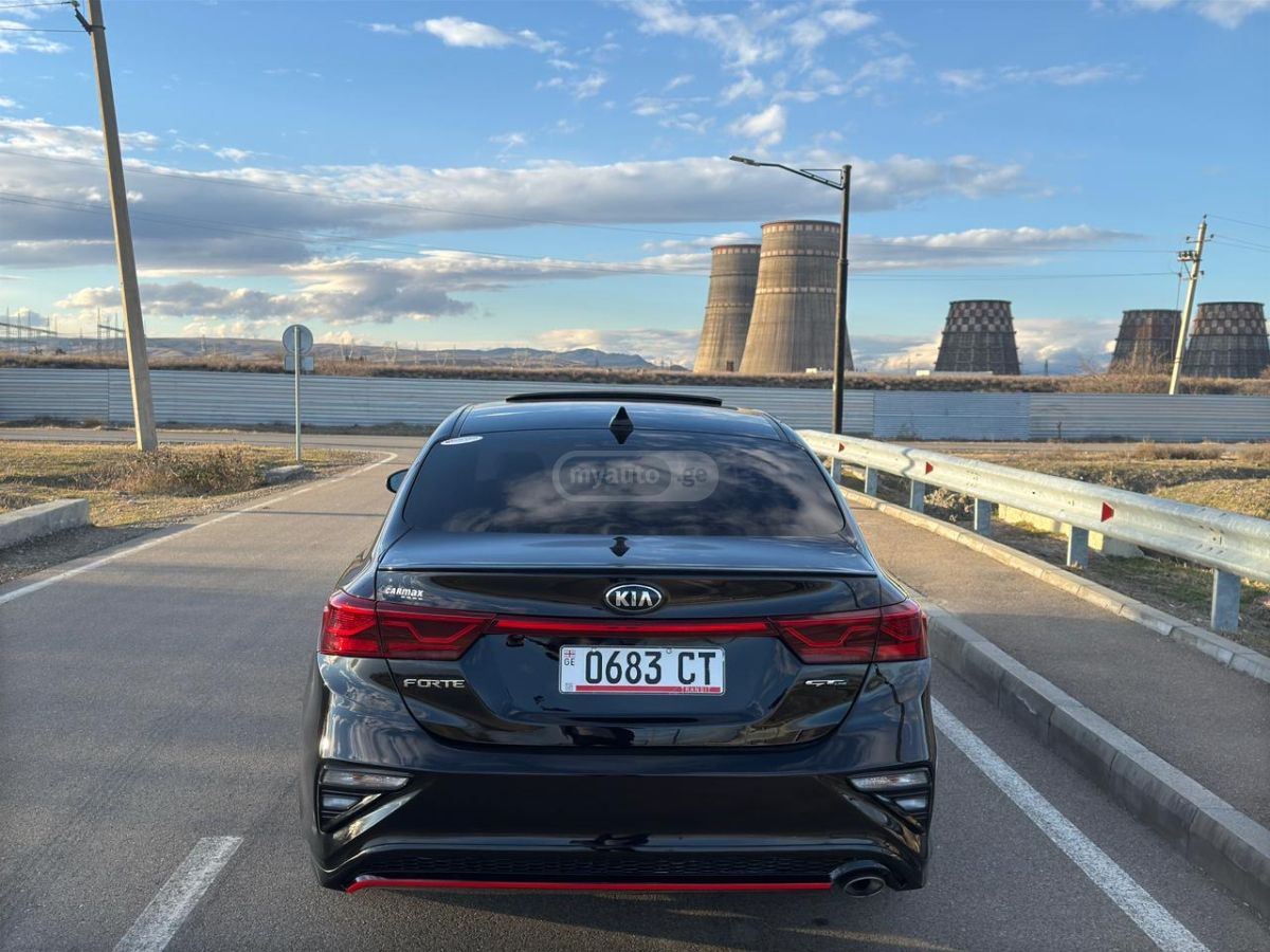 Kia GTi Line — миниатюра 2