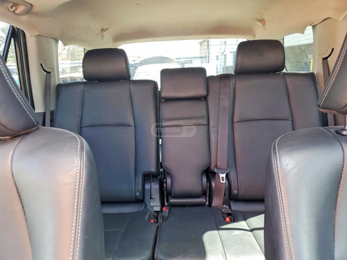 Toyota 4 Runner - фото 10