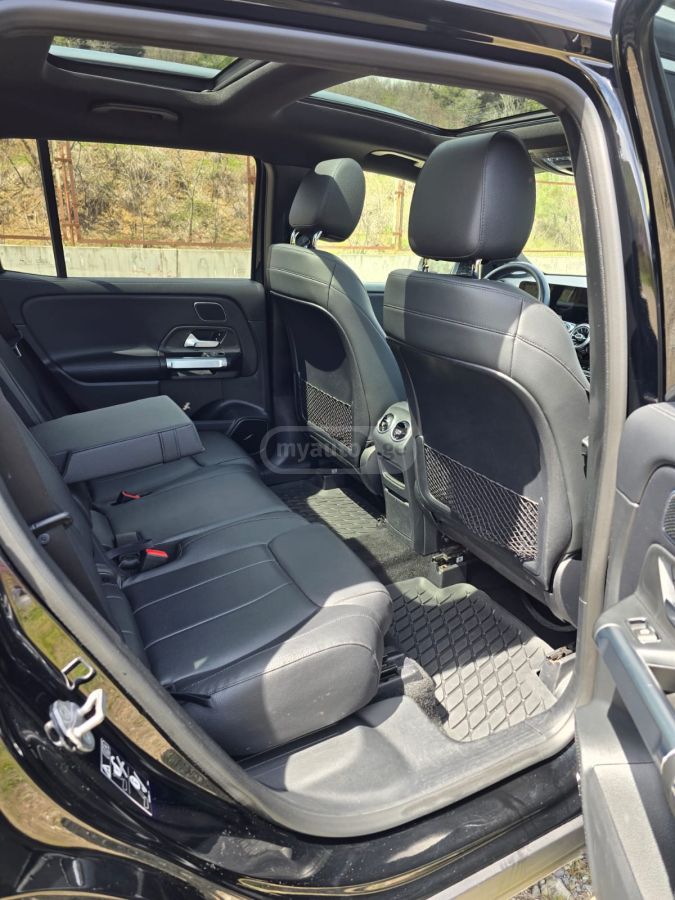Mercedes-Benz GLB 250 - фото 13