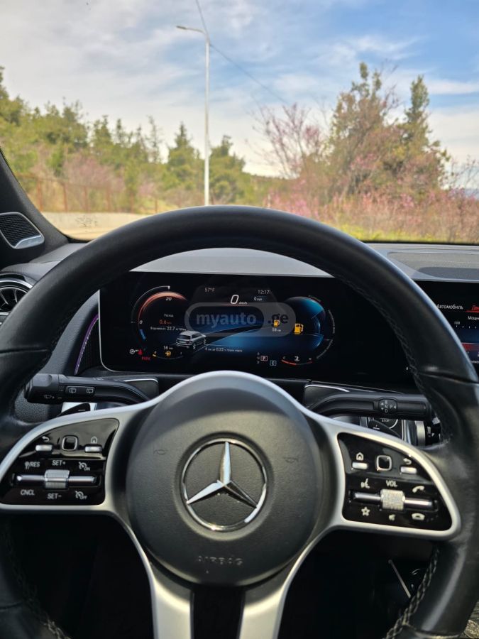Mercedes-Benz GLB 250 - фото 9