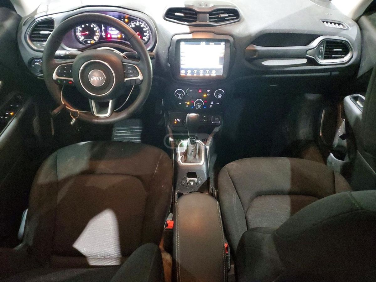 Jeep Renegade 2023 — миниатюра 8