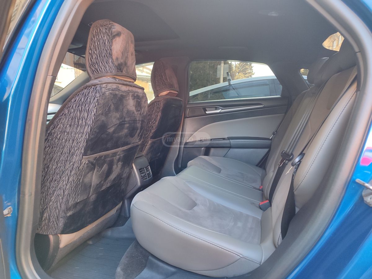 Ford Fusion - фото 9