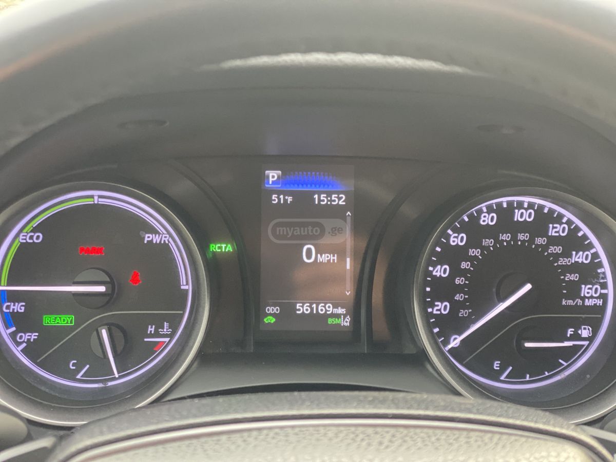 Toyota SE Nightshade 4dr Front-Wheel — миниатюра 9