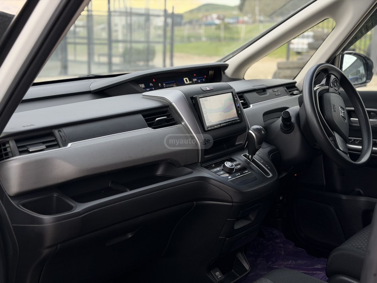 Honda Freed - фото 13