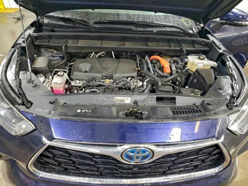 Toyota Highlander - фото 11