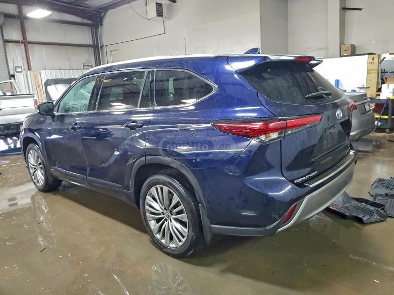 Toyota Highlander - фото 2