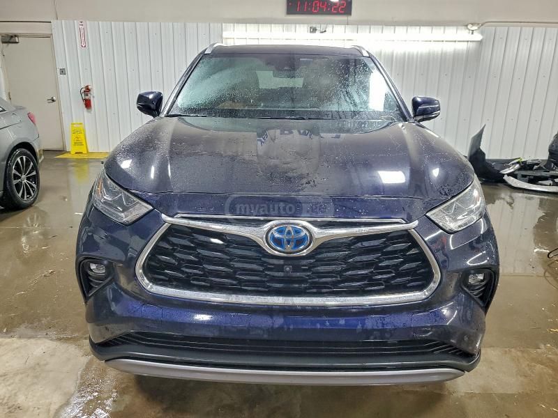 Toyota Highlander - фото 5