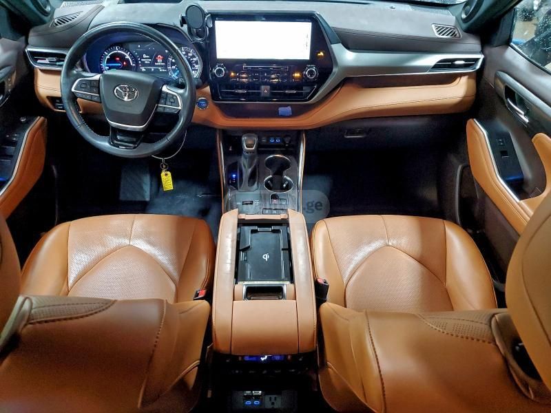 Toyota Highlander - фото 8