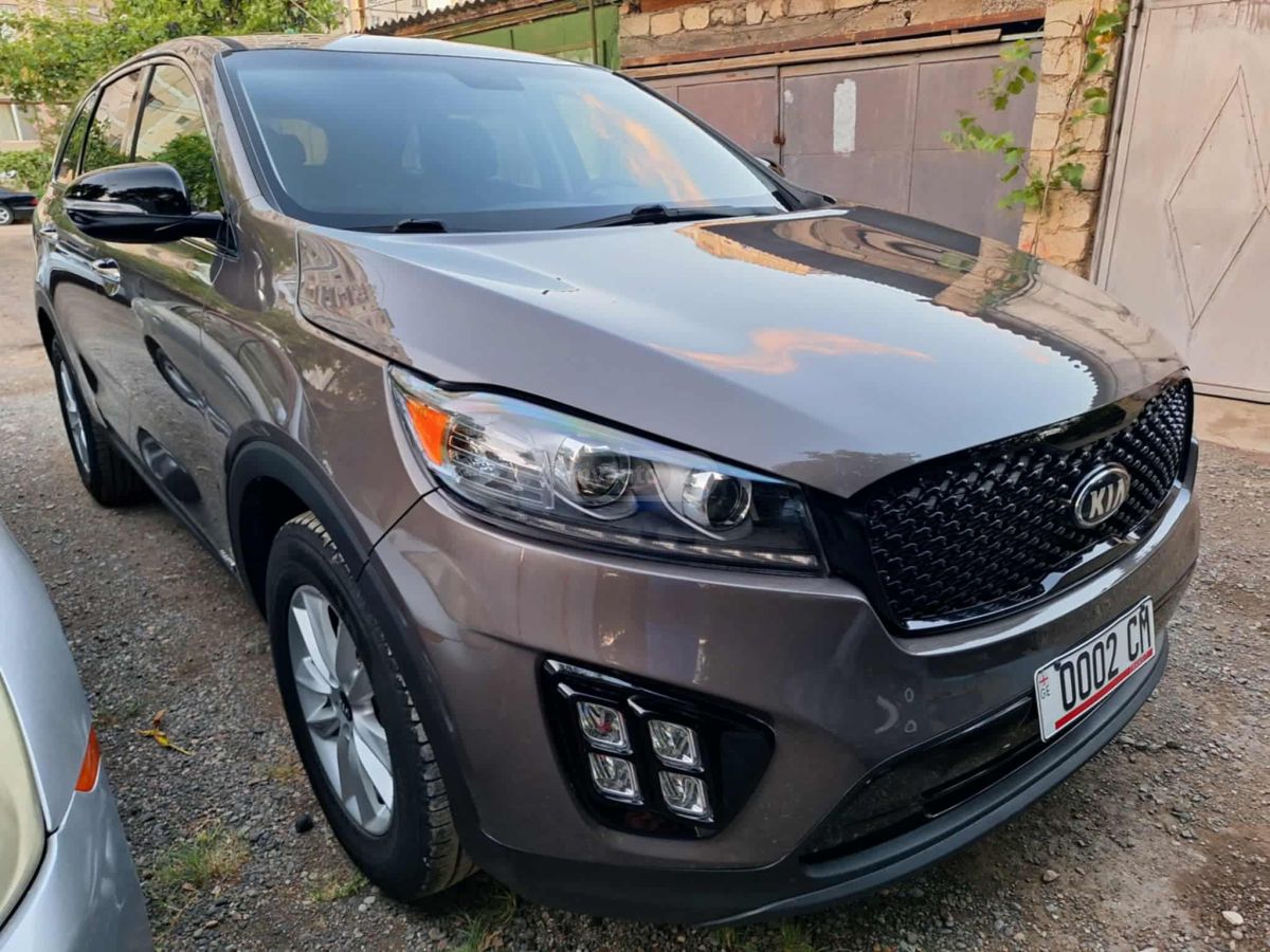 Kia Sorento - фото 2