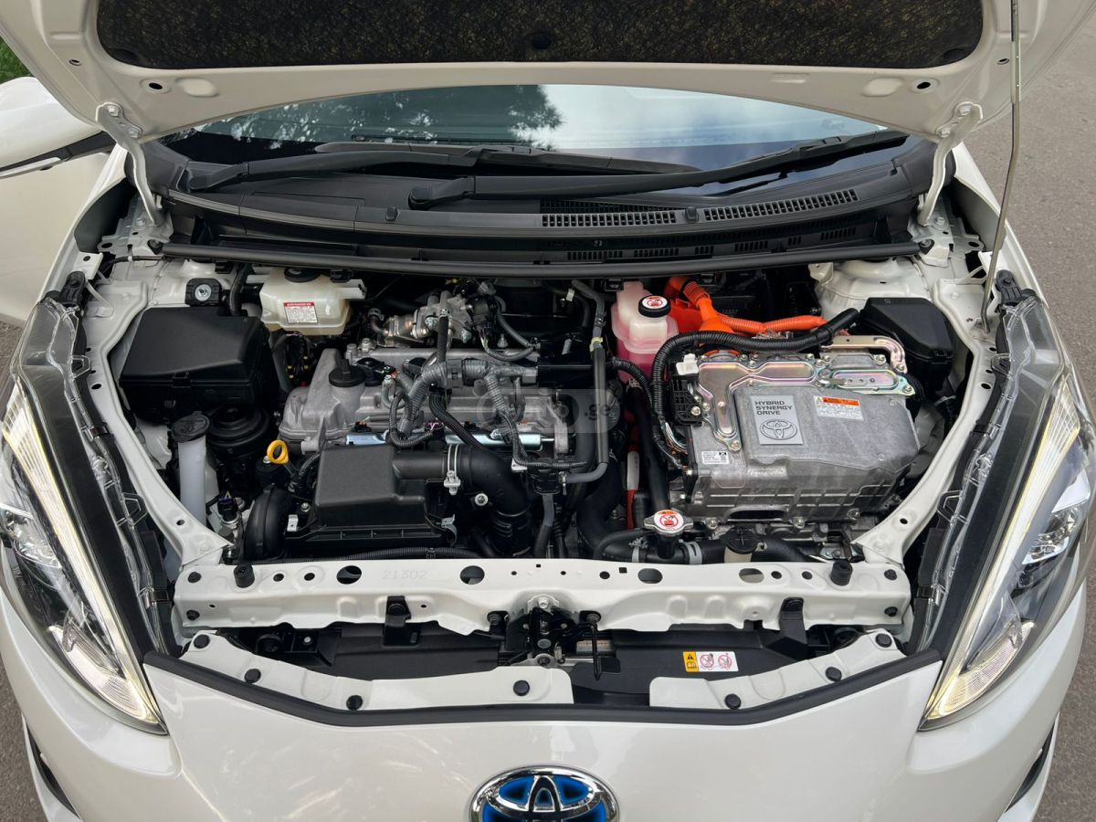 Toyota Aqua - фото 13