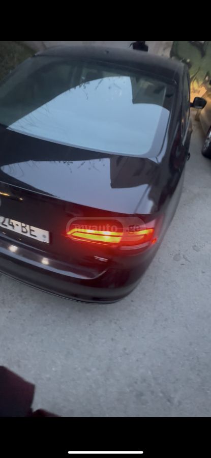 Volkswagen Jetta - фото 10