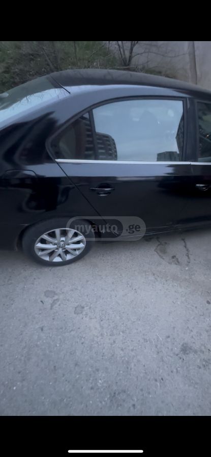 Volkswagen Jetta - фото 7