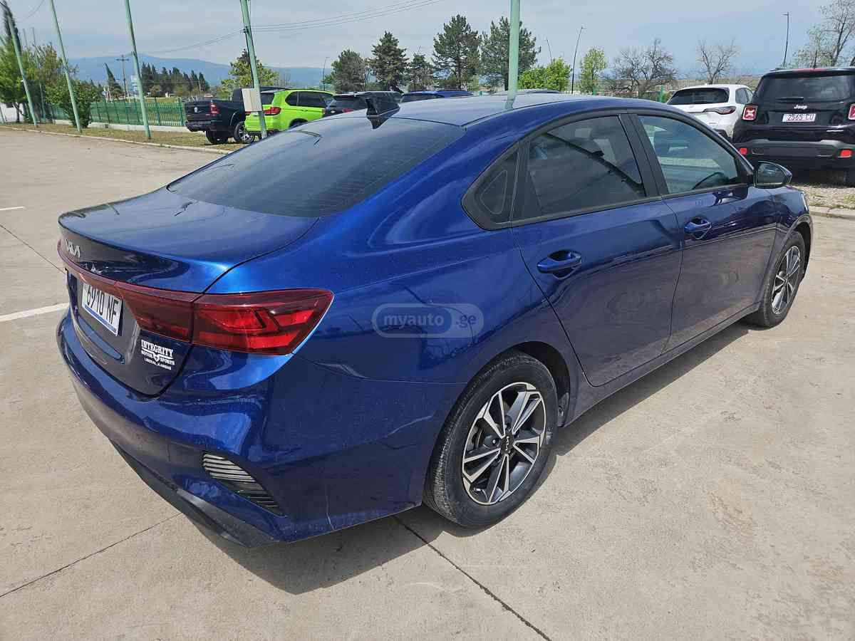 Kia Forte - фото 5