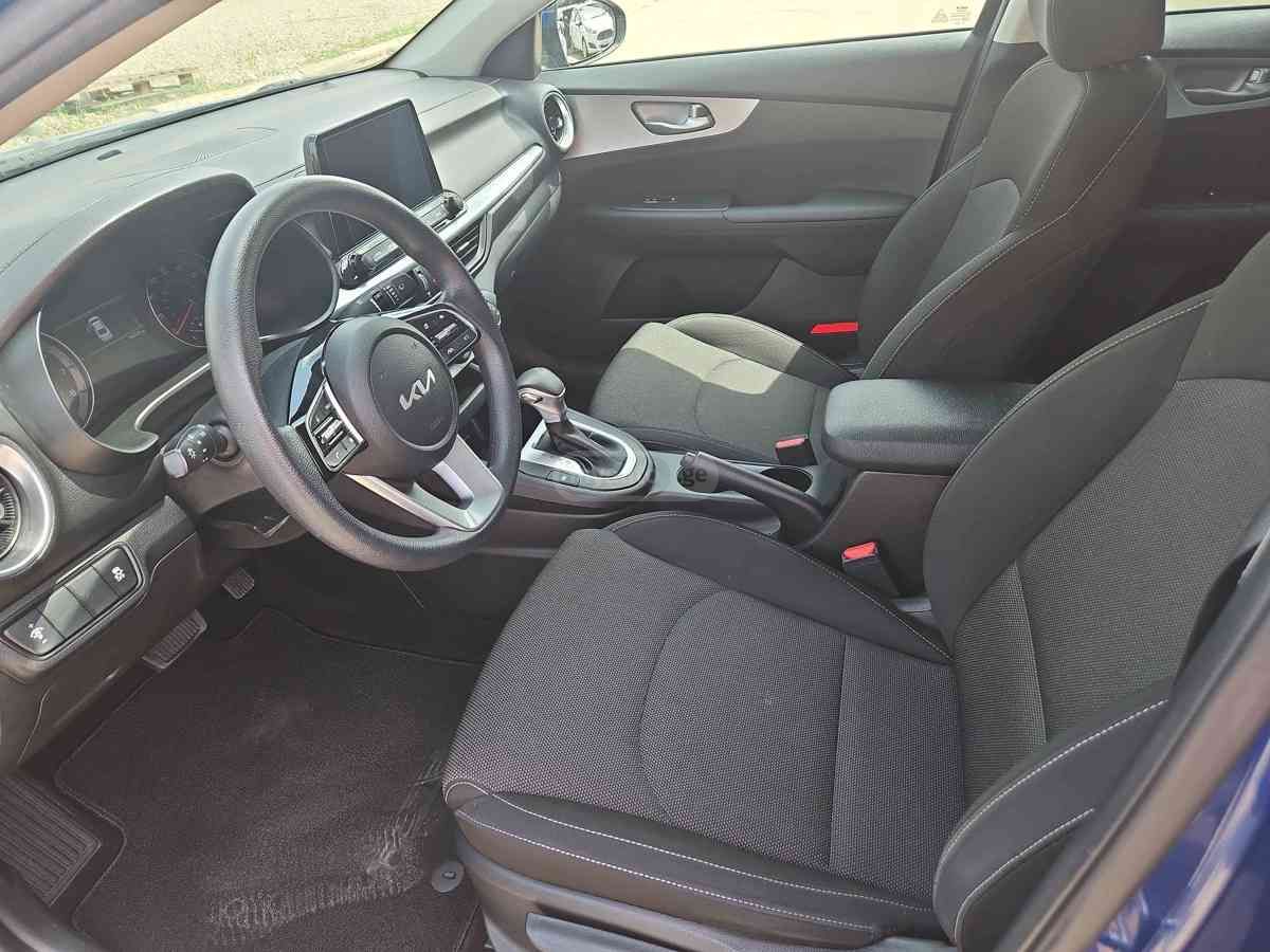 Kia Forte - фото 9