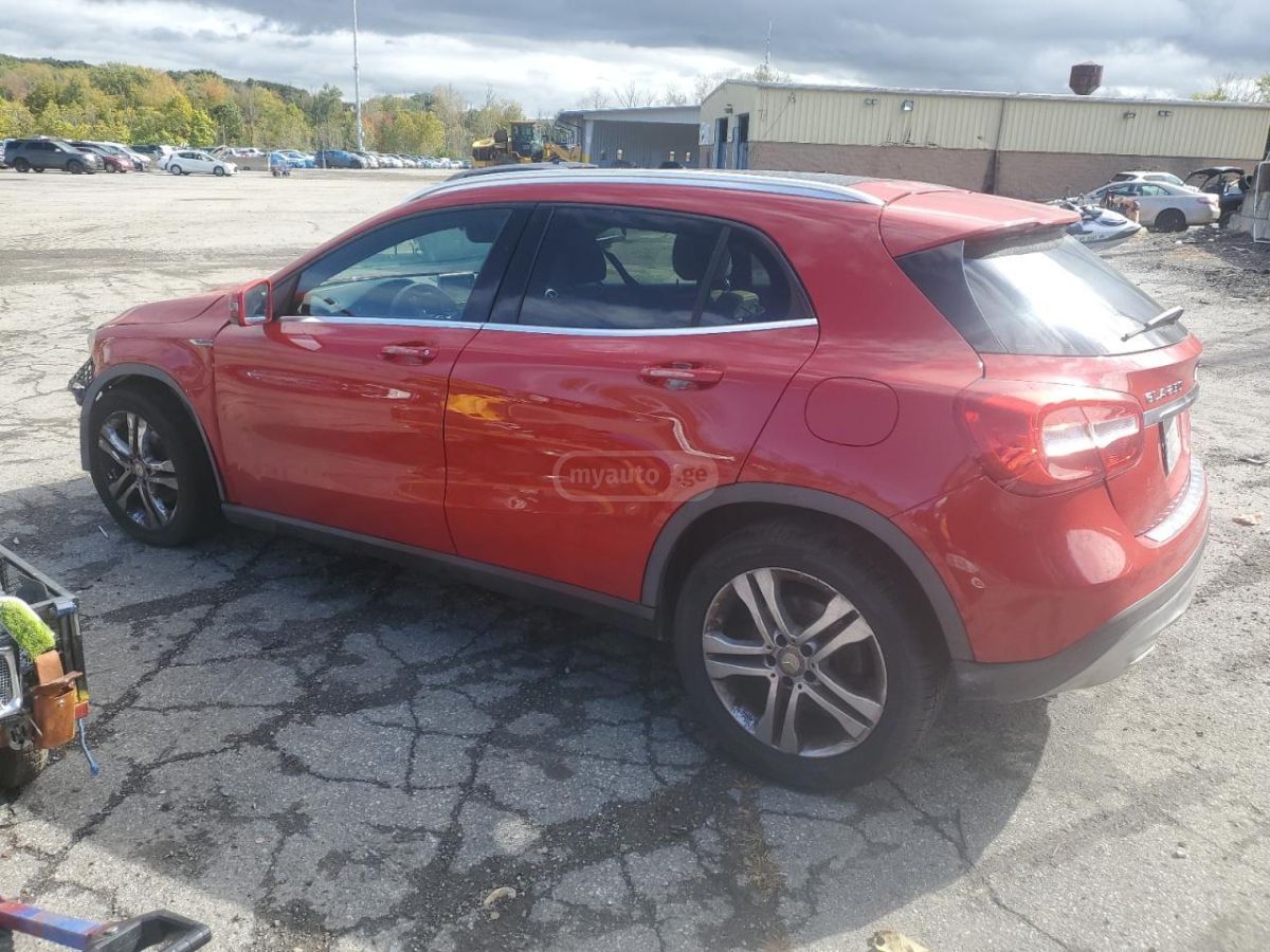 Mercedes-Benz GLA 250 - фото 14