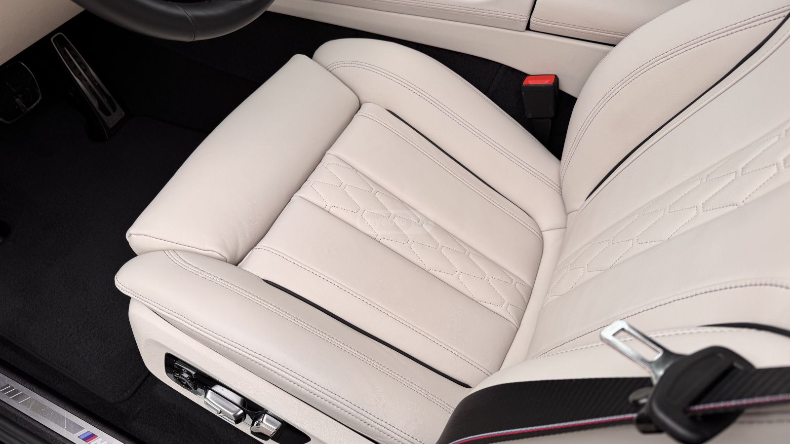 BMW X5 - фото 11