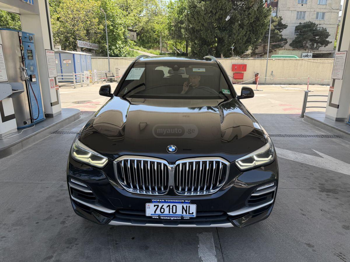 BMW xDrive40i 4dr All-wheel Drive  2019