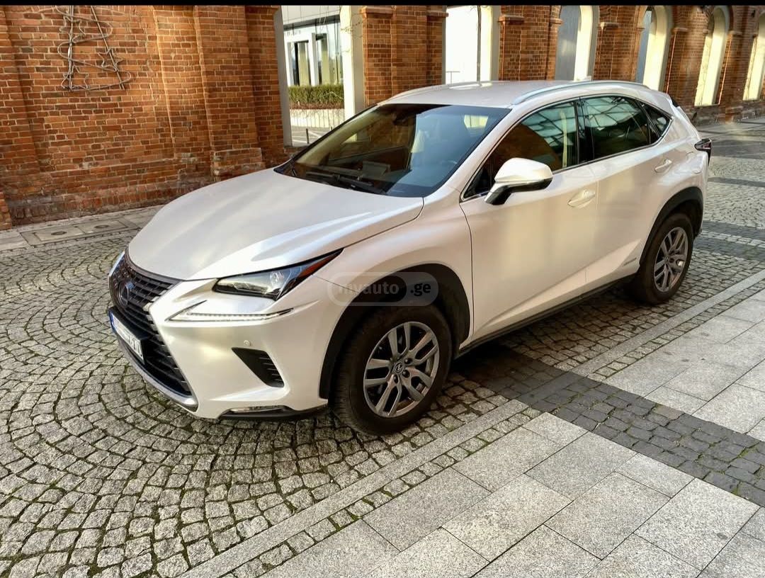 Lexus NX 300 - фото 2
