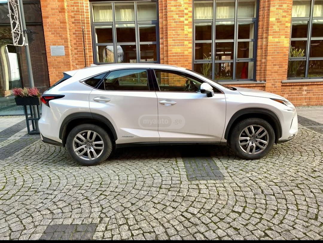 Lexus NX 300 - фото 5