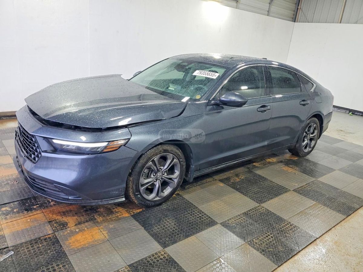 Honda Accord - фото 1