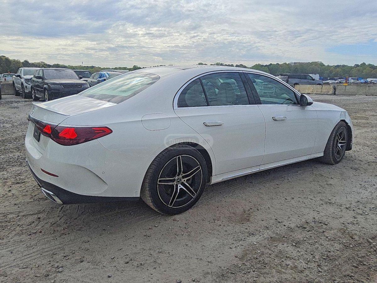 Mercedes-Benz E 350 2025 — миниатюра 4