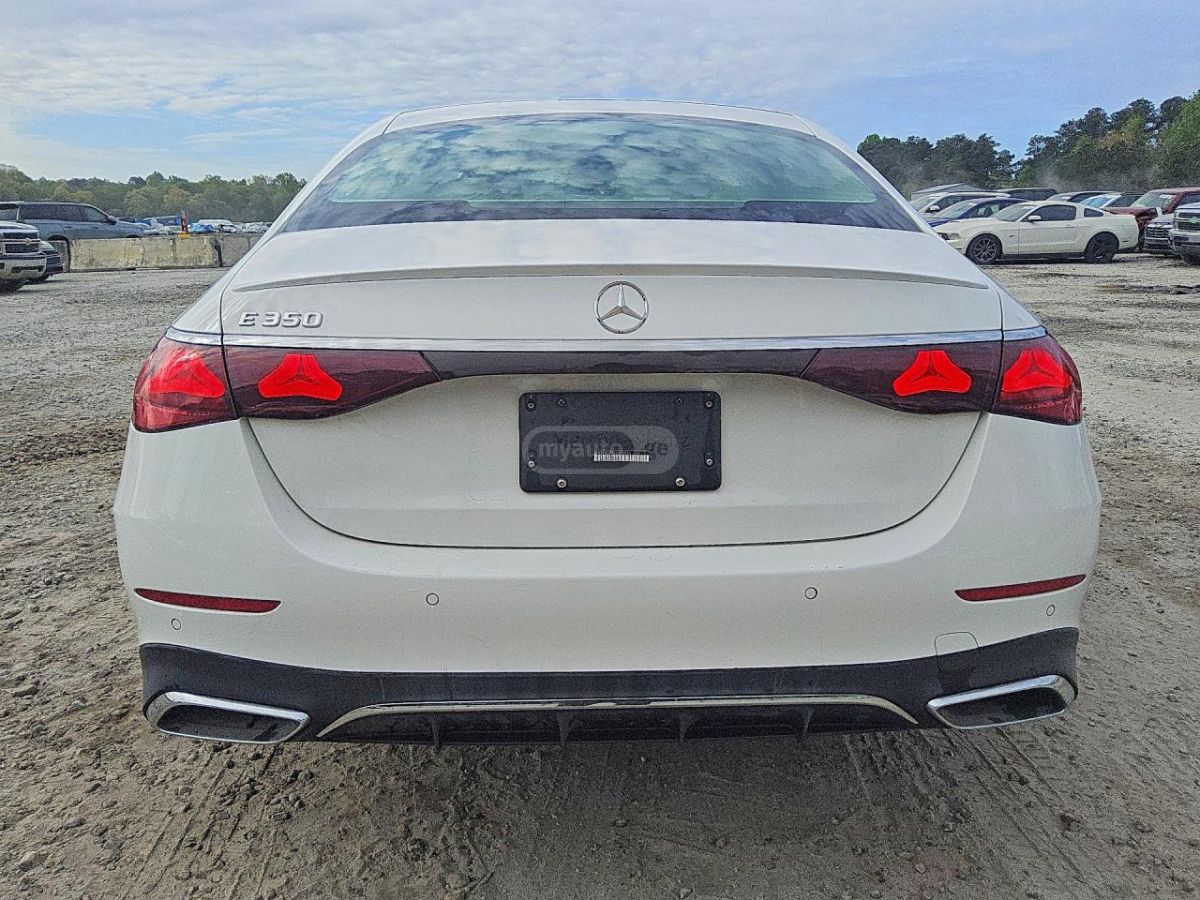 Mercedes-Benz E 350 2025 — миниатюра 6