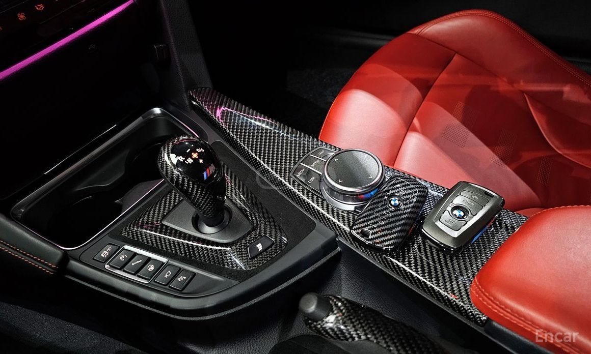 BMW CS 2dr Rear-Wheel Drive Coupe — миниатюра 10