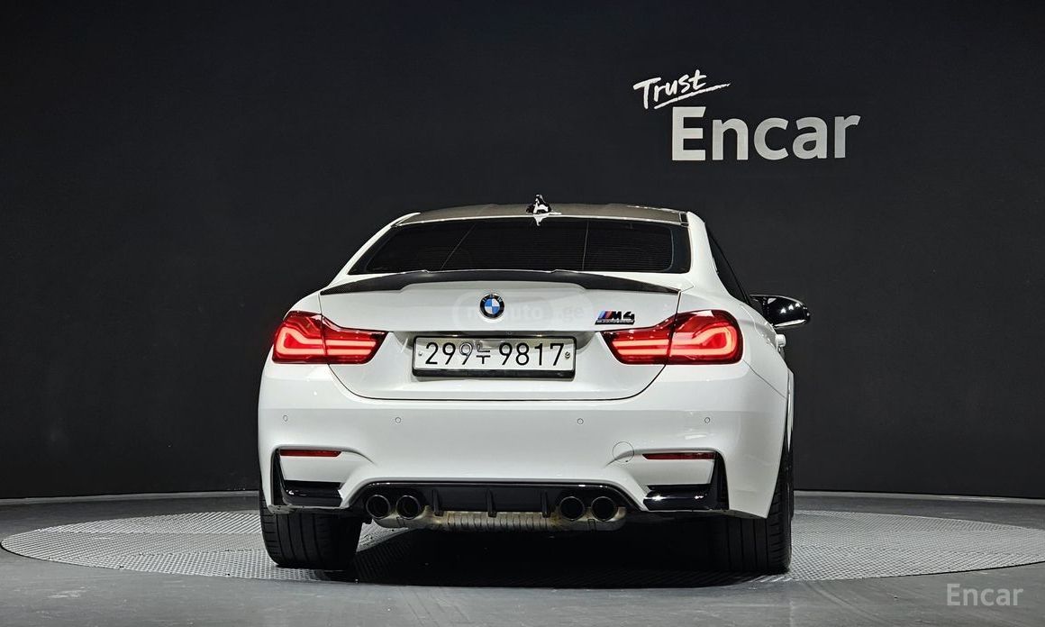 BMW CS 2dr Rear-Wheel Drive Coupe — миниатюра 4