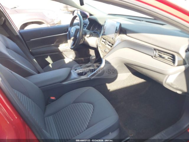 Toyota SE — миниатюра 5