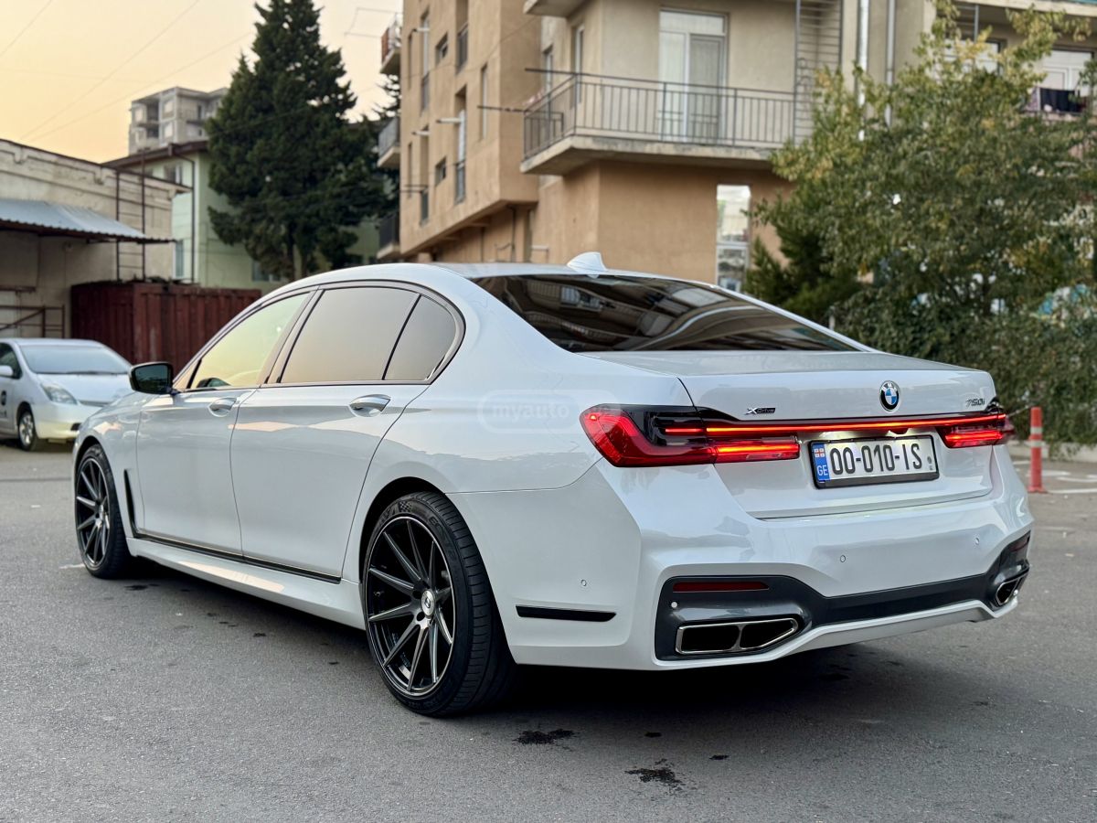 BMW 750 - фото 5