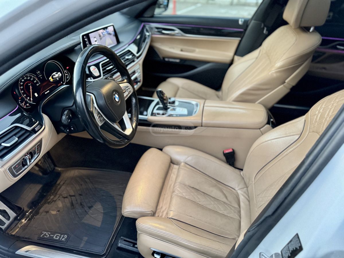 BMW 750 - фото 7