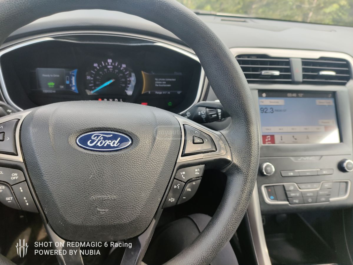 Ford Fusion - фото 4