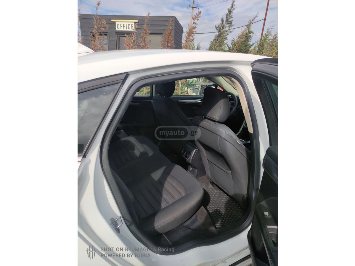 Ford Fusion - фото 6