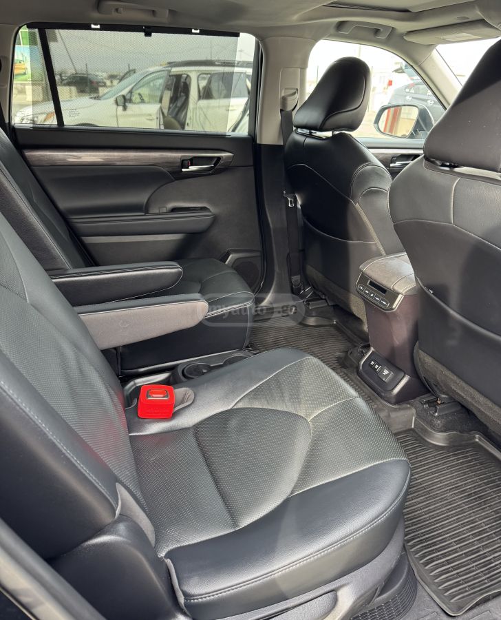 Toyota Highlander - фото 11