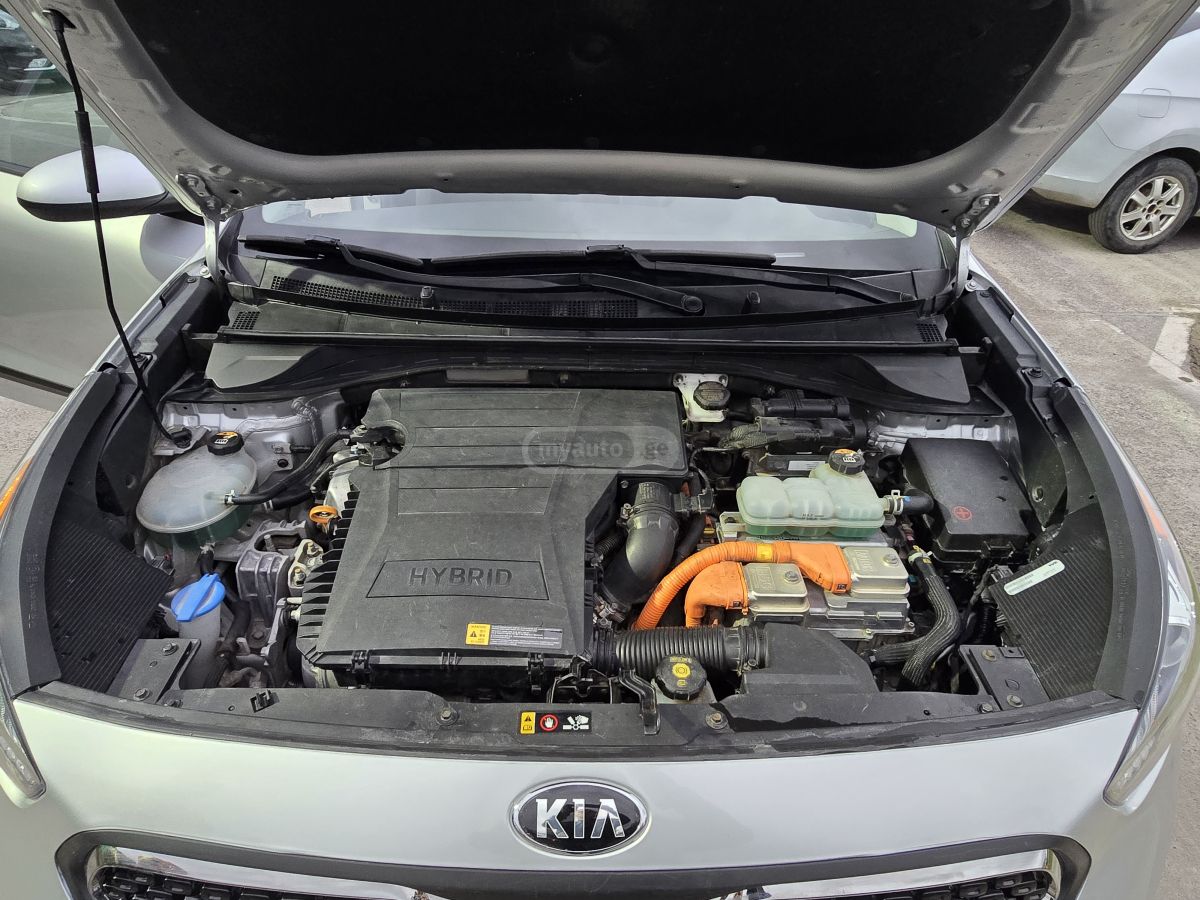 Kia Niro - фото 12