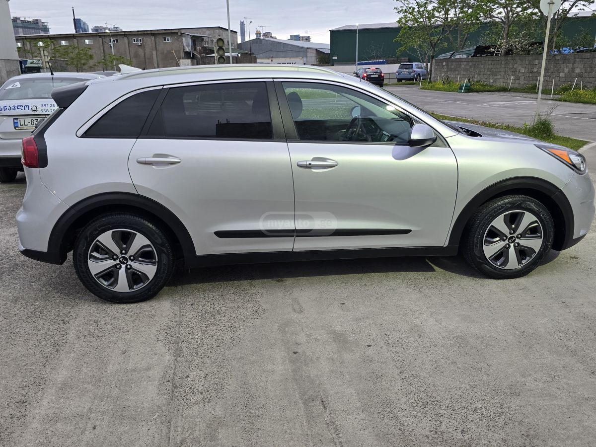 Kia Niro - фото 7