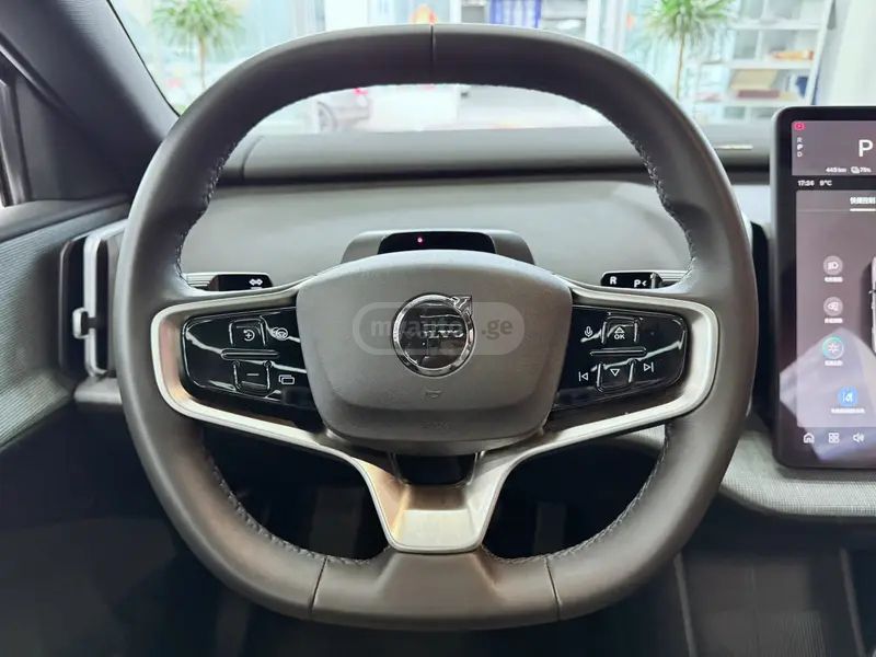 Volvo EX30 2025 — миниатюра 10