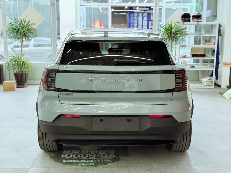 Volvo EX30 2025 — миниатюра 6