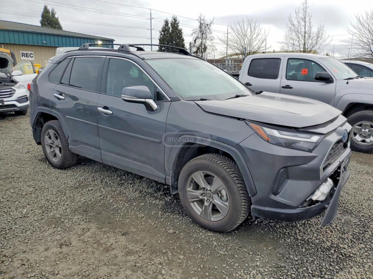 Toyota XLE 4dr All-Wheel Drive Automa — миниатюра 4