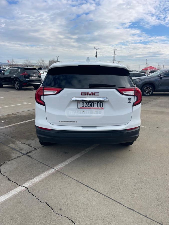 GMC Terrain - фото 3