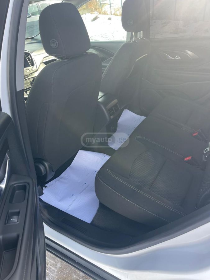 GMC Terrain - фото 7