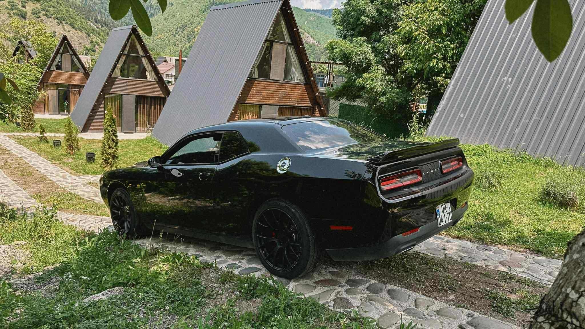 Dodge Challenger - фото 3
