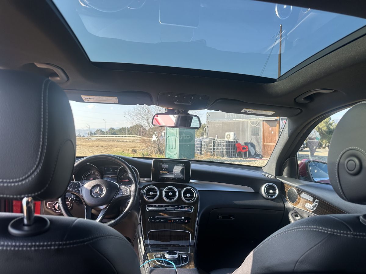 Mercedes-Benz GLC 300 - фото 11