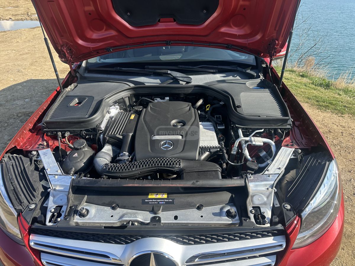 Mercedes-Benz GLC 300 - фото 8