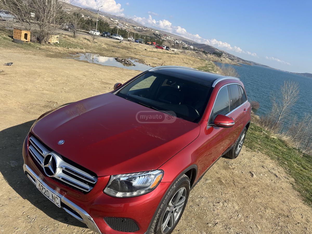 Mercedes-Benz GLC 300 - фото 9