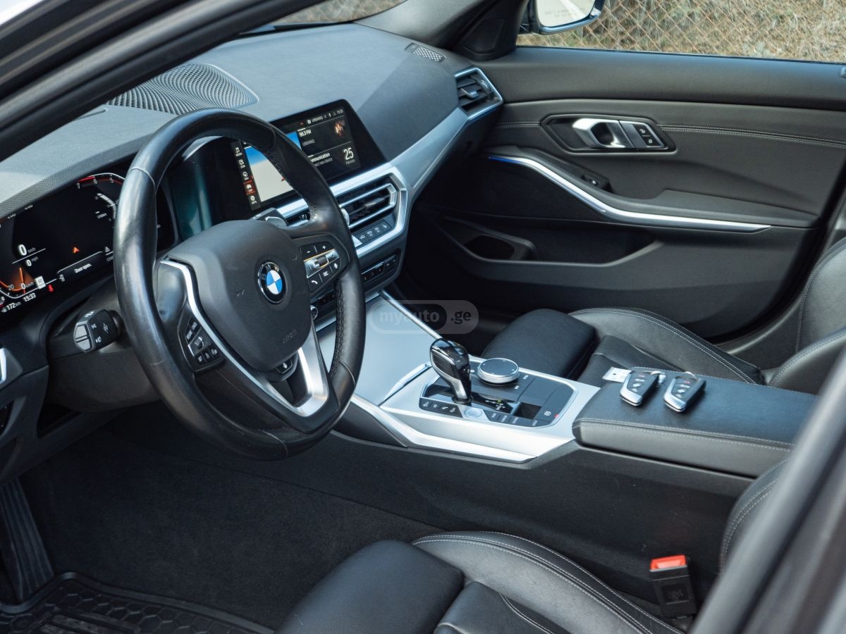 BMW xDrive 4dr All-Wheel Drive Sed — миниатюра 7