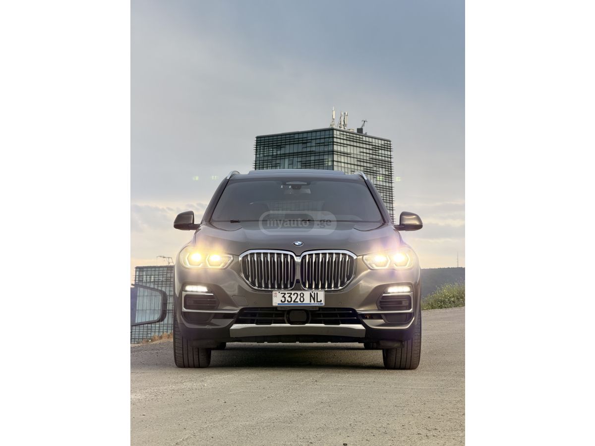 BMW X5 - фото 3