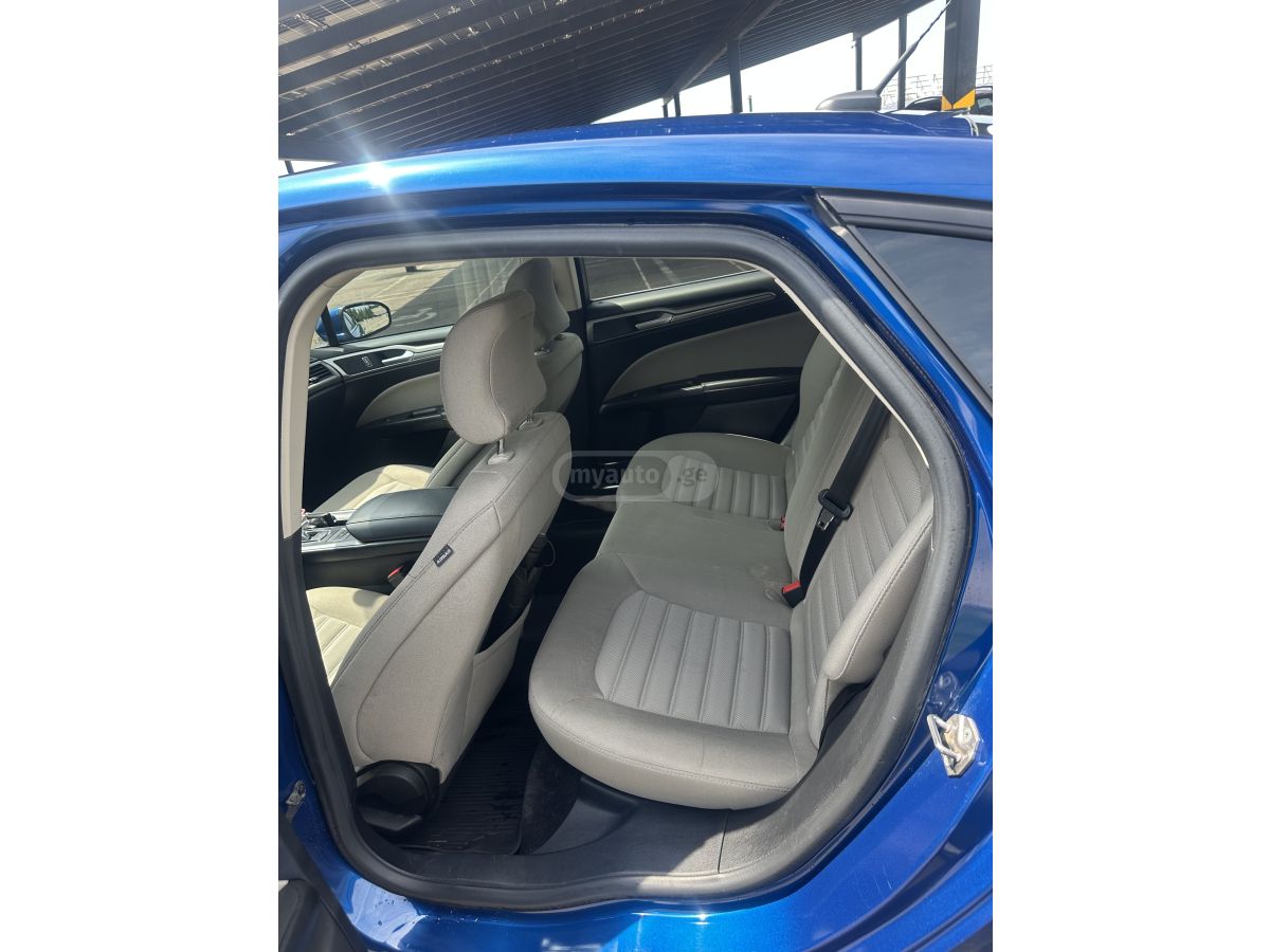 Ford Fusion - фото 5